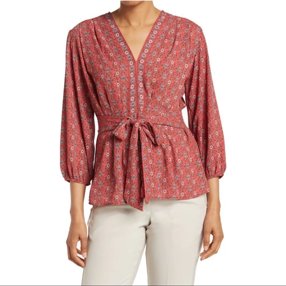 MAX STUDIO Crepe Quarter Sleeve Tie Front Blouse in ROSE/ BLUSH POPPY SCROLL